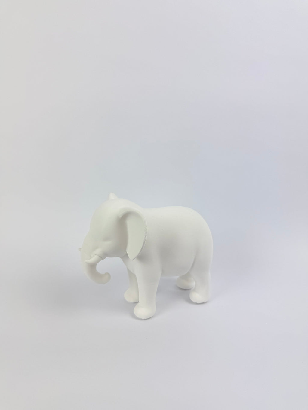 Paint your own - Elephant