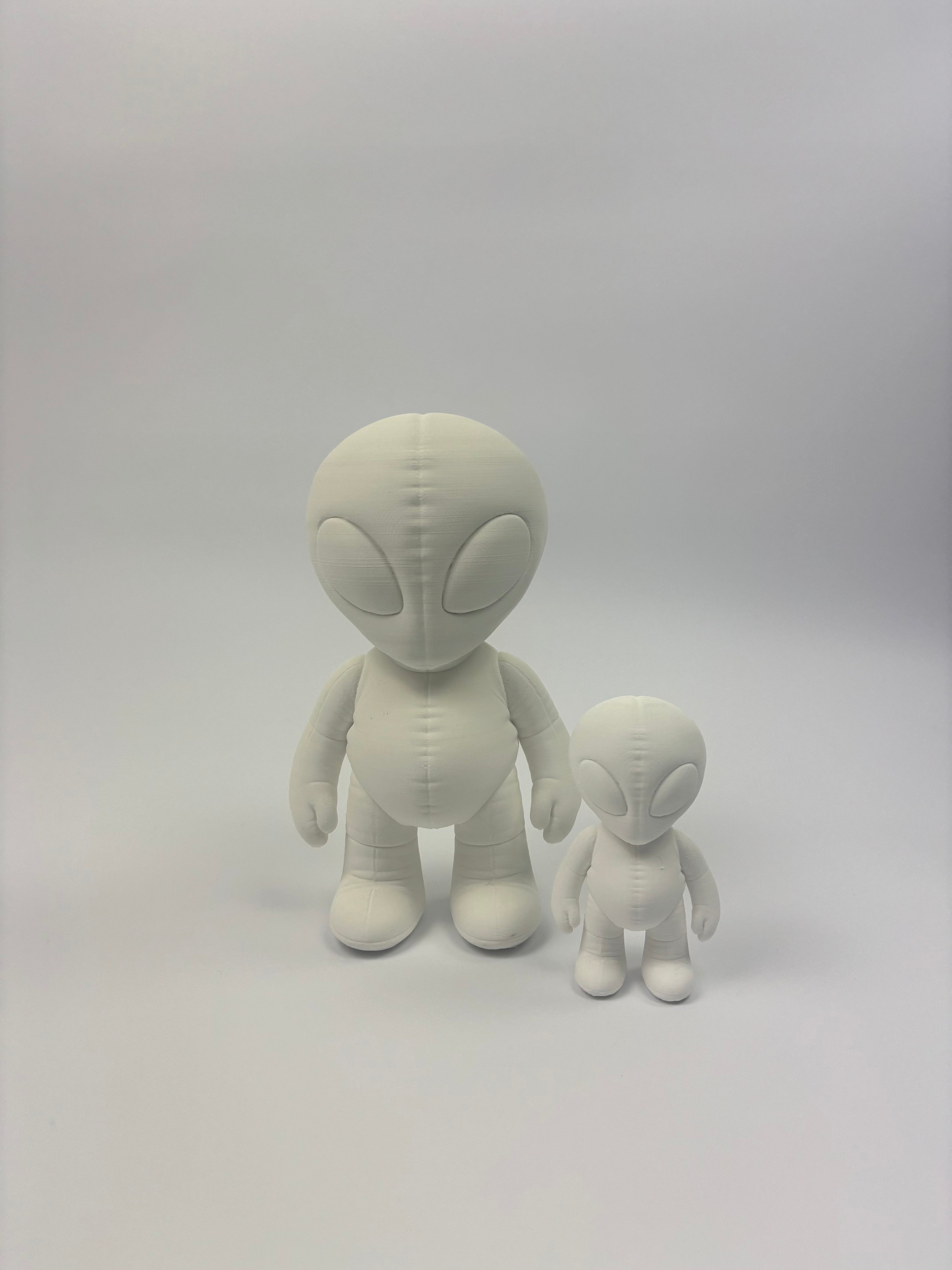 Paint your own - Stuffed Alien