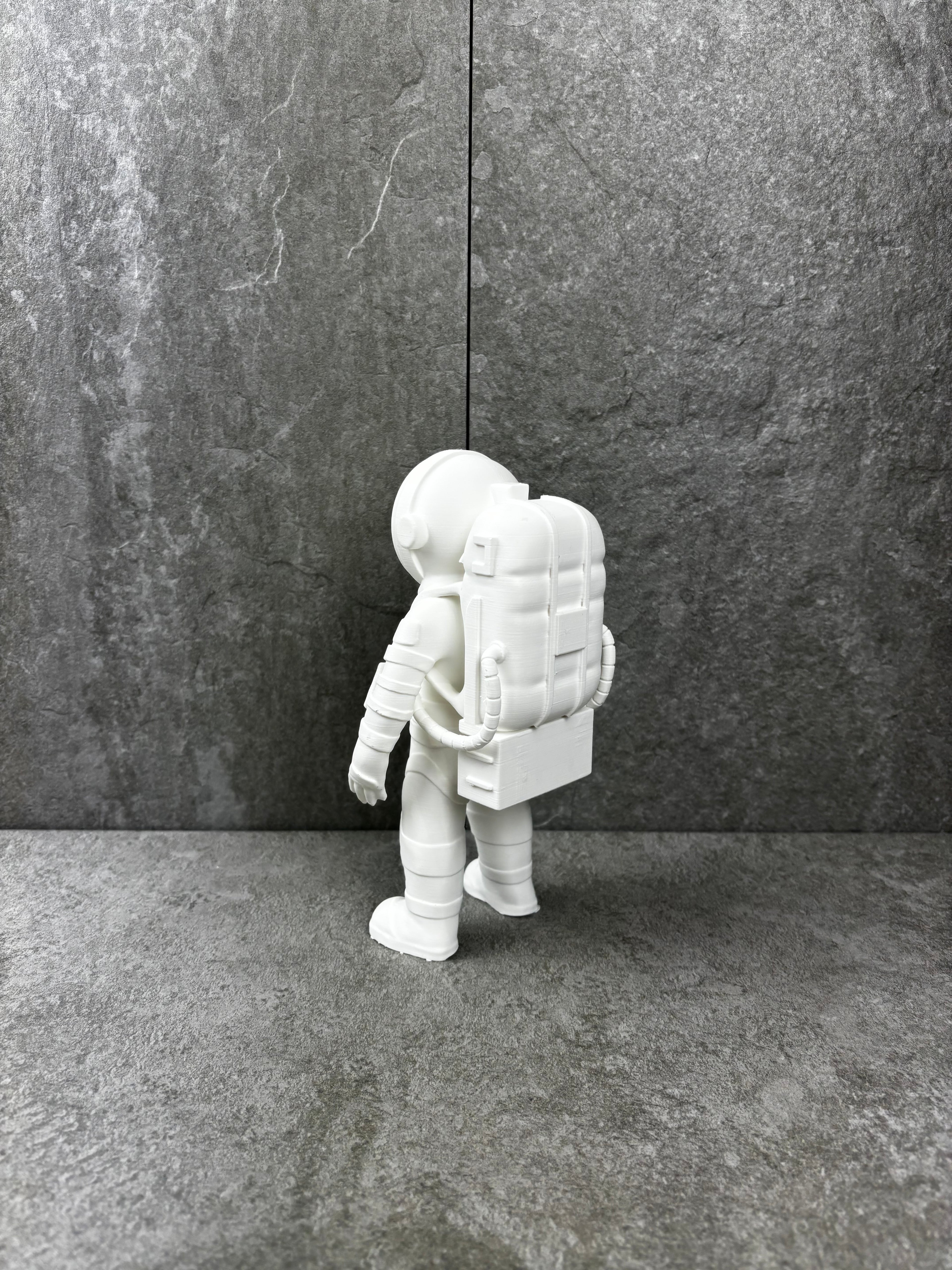 Paint your own - ASTRONAUT - 3D printed model you can customise at home