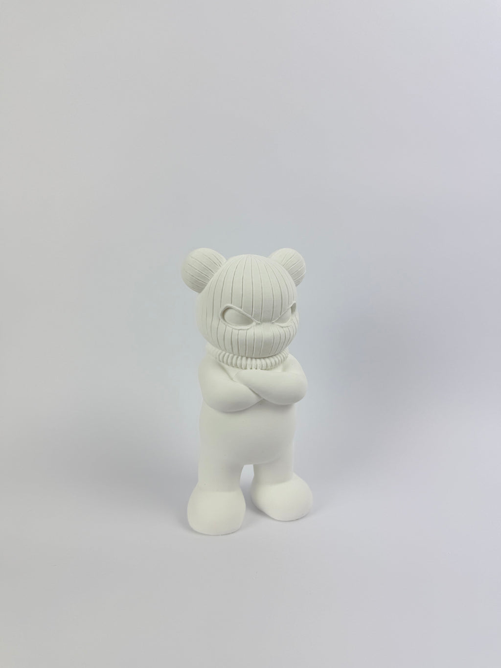 Paint your own - Bearclava (crossed arm)