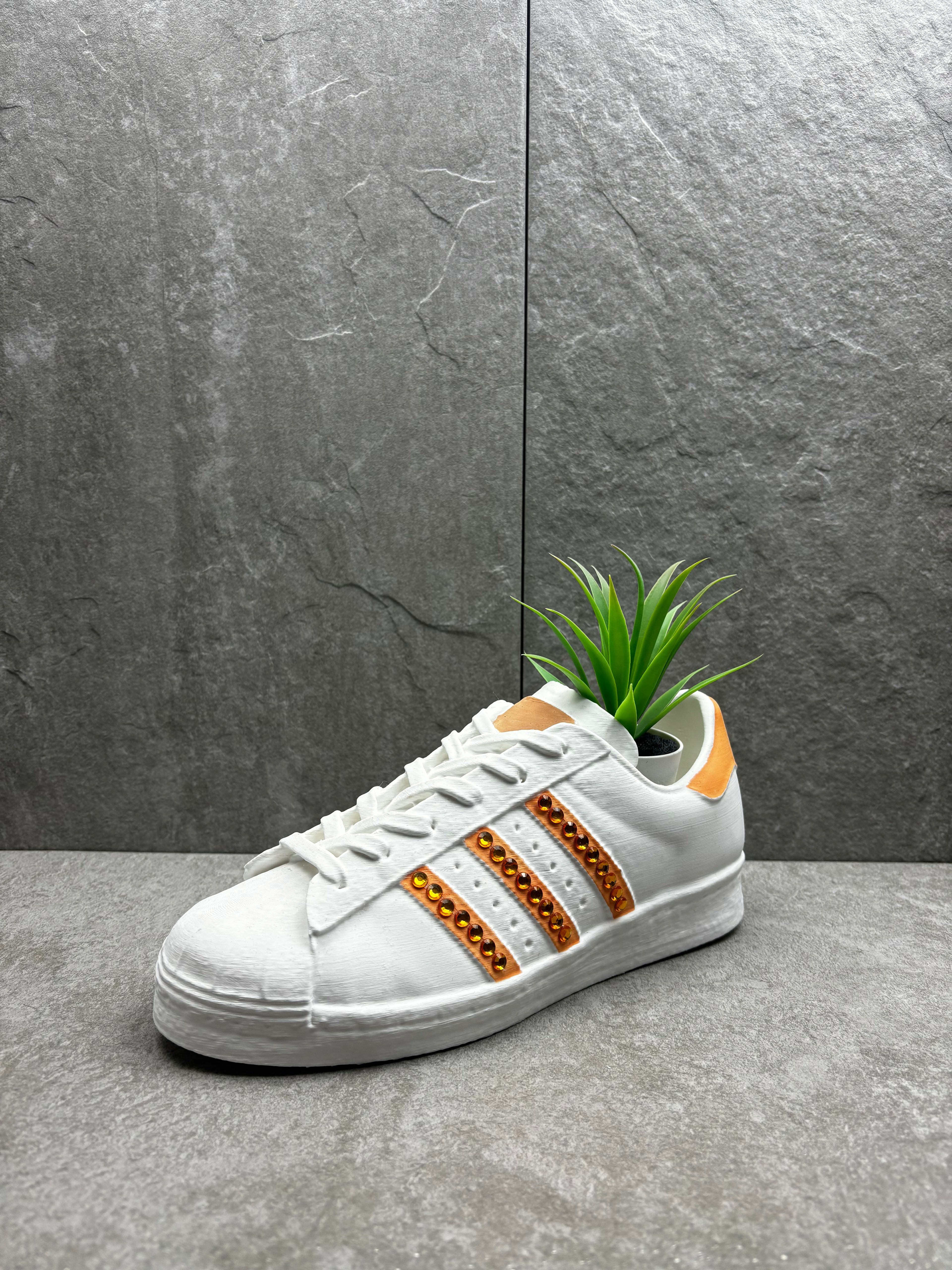 Paint your own - SUPERSTAR planter