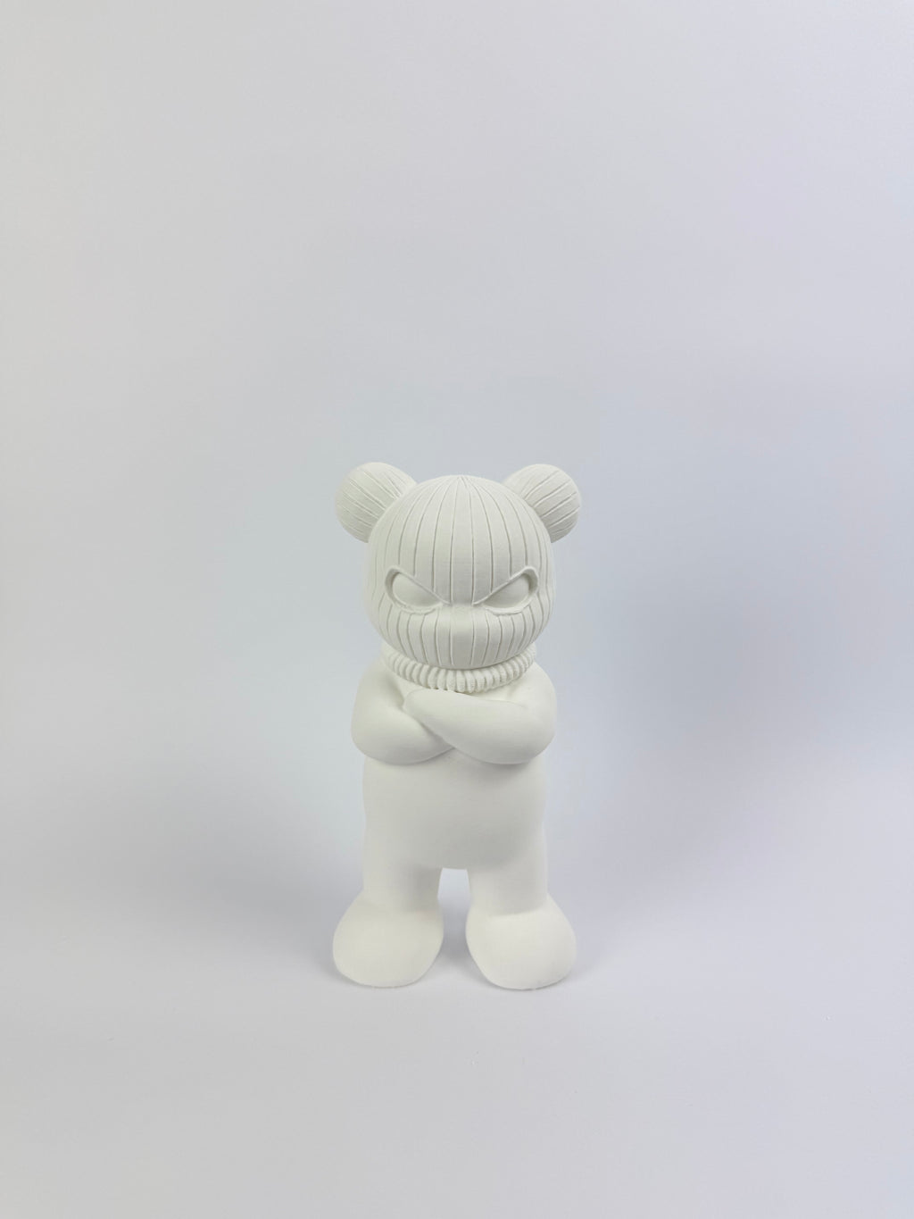 Paint your own - Bearclava (crossed arm)