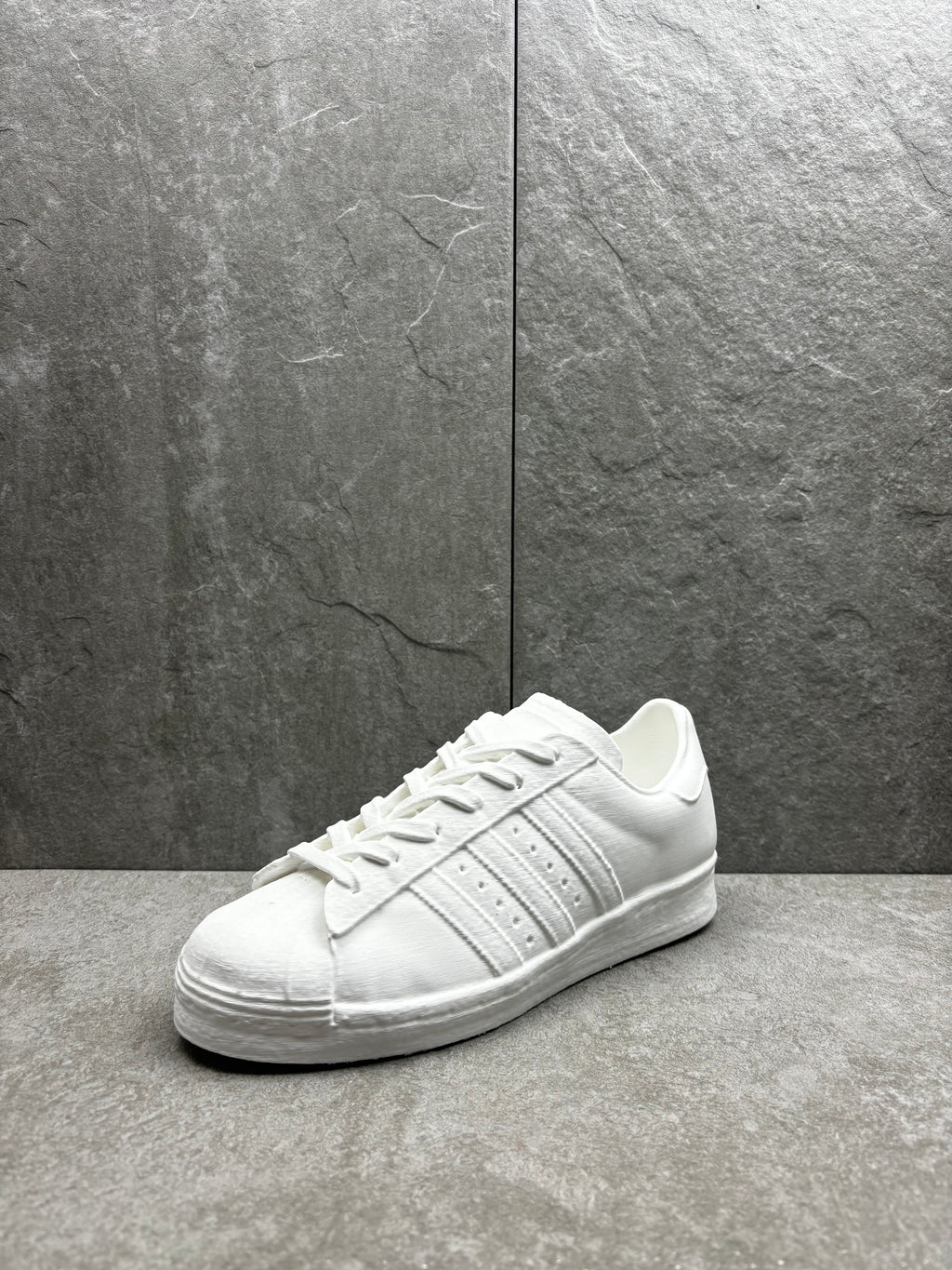 Trainer planter twin set + paint pens