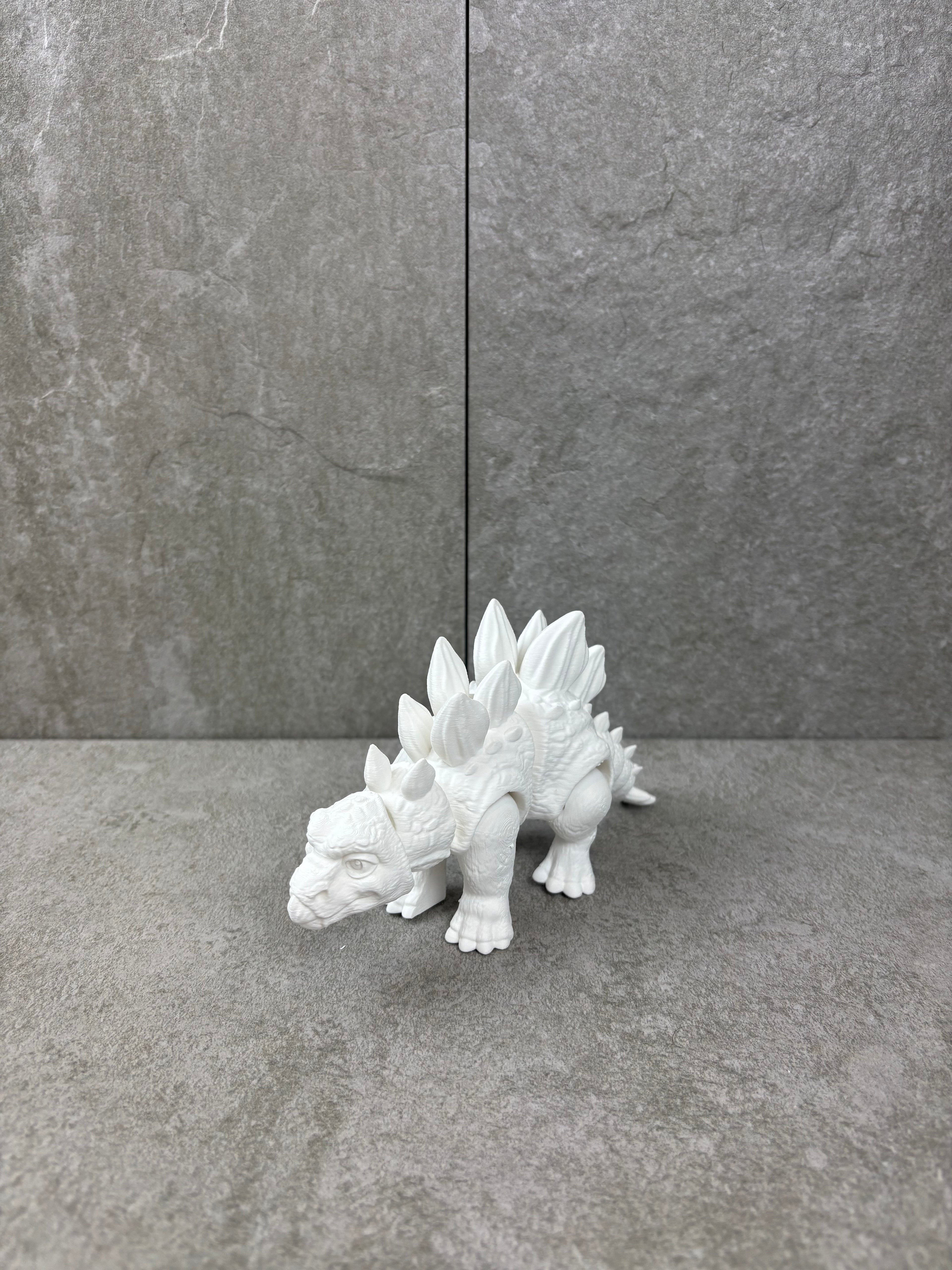 Paint your own - STEGOSAURUS - 3D printed model you can customise at home